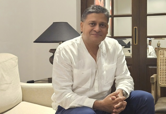 සර්වජන බලය එකමුතුවේ ජනාධිපති අපේක්ෂකයා ලෙස දිලිත් ජයවීර නම් කෙරේ