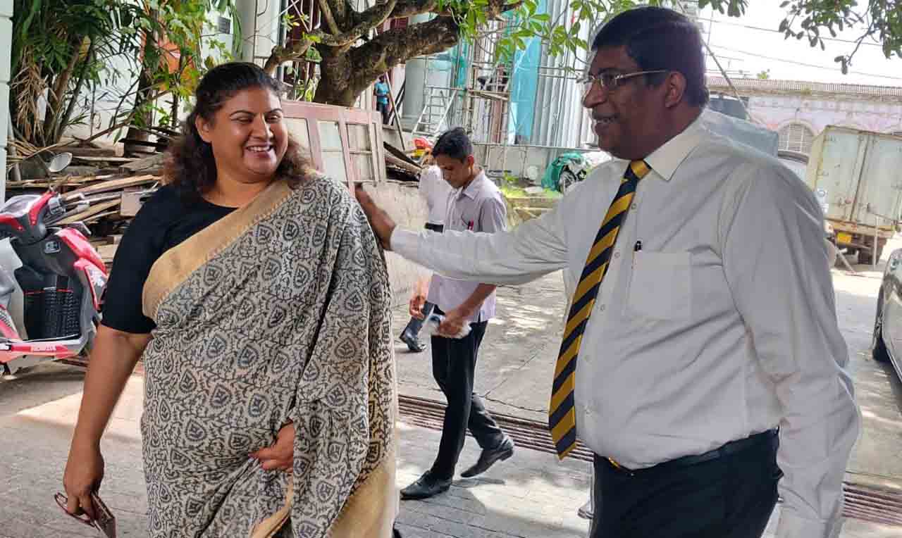 කෝකිලා රවිගෙන් සමාව ඉල්ලයි කෝකිලා රවිගෙන් සමාව ඉල්ලයි