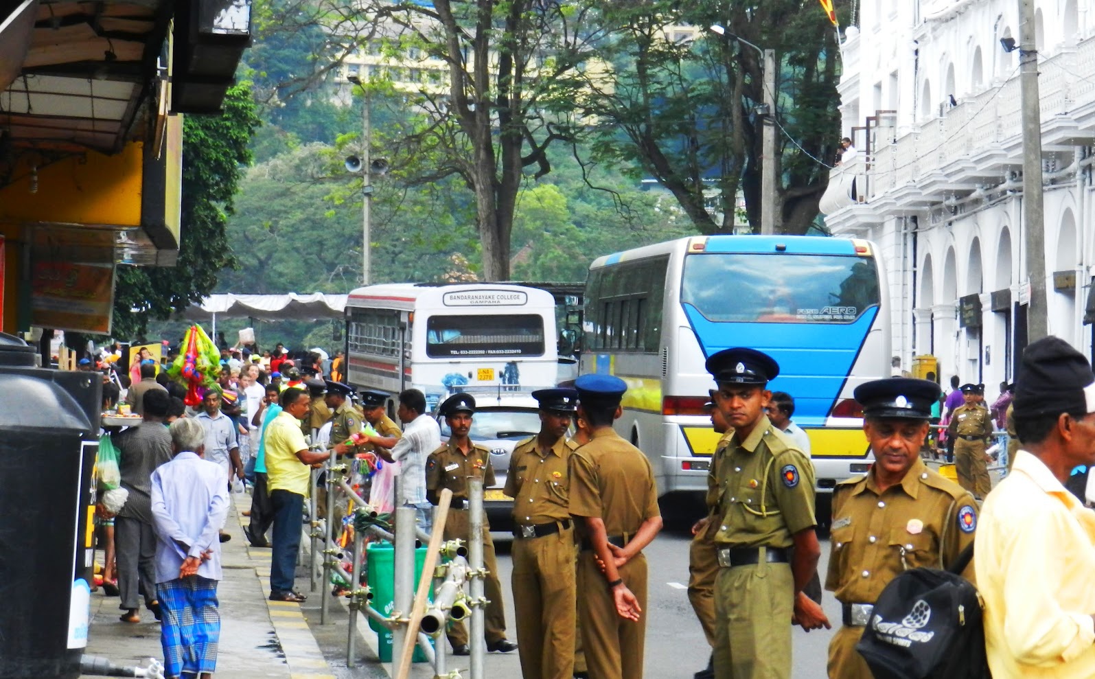 මහනුවර පෙරහැර වෙනුවෙන් විශේෂ ආරක්ෂක වැඩපිළිවෙළක් මහනුවර පෙරහැර වෙනුවෙන් විශේෂ ආරක්ෂක වැඩපිළිවෙළක්