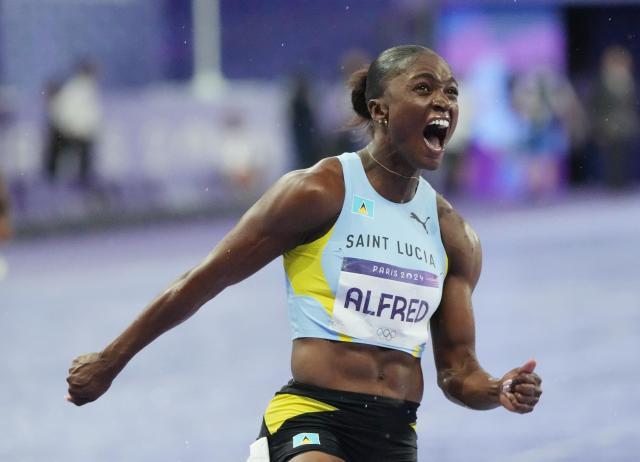 ජුලියන් ලොව වේගවත්ම කාන්තාව ලෙස කිරුළ පලදී ජුලියන් ලොව වේගවත්ම කාන්තාව ලෙස කිරුළ පලදී