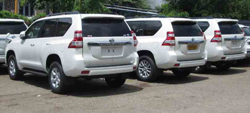 සැප වාහන 7කට වෙච්ච දේ සැප වාහන 7කට වෙච්ච දේ