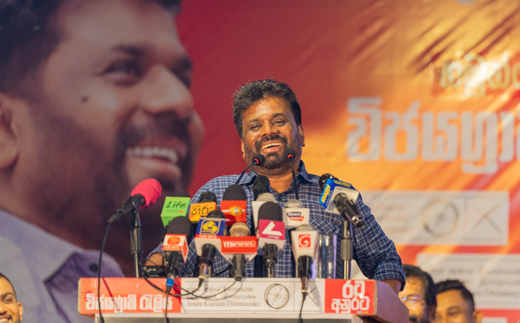 අපි ලෑස්තියි රටේ හදන්න පුළුවන් හැමදේම හදන්න – අනුර