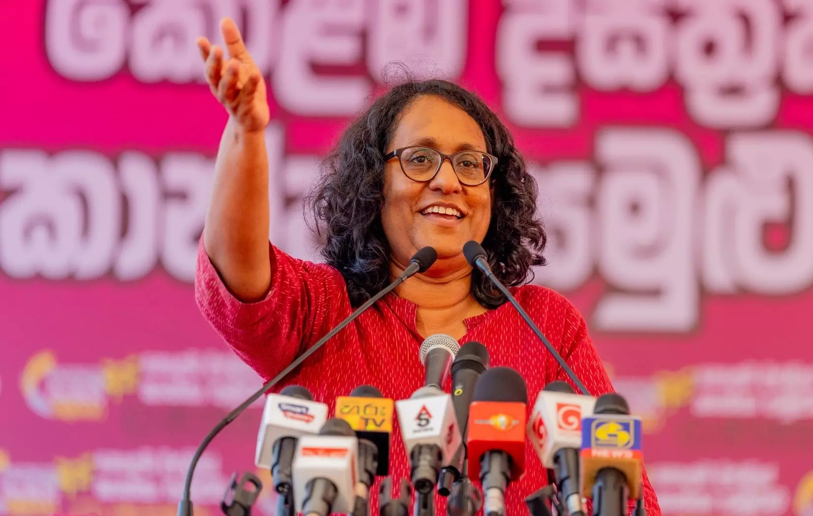 තව පැය කිහිපයකින් පාර්ලිමේන්තුව විසුරුවා හැරීමේ සූදානමක් තව පැය කිහිපයකින් පාර්ලිමේන්තුව විසුරුවා හැරීමේ සූදානමක්