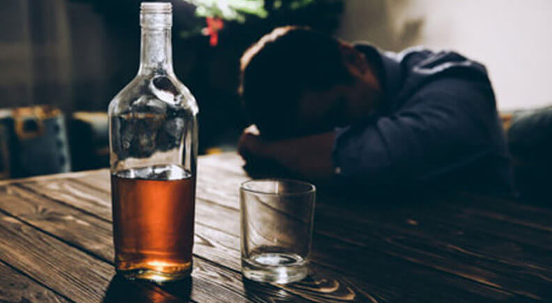 මද්‍යසාර නිසා රෝගීවූවන් වෙනුවෙන් වසරකට වියදම කරන මුදල මෙන්න