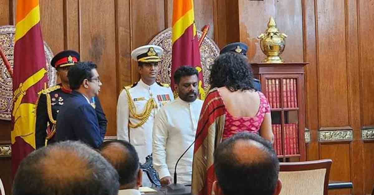 නව අග්‍රාමාත්‍යවරිය හරිනි අමරසූරිය දිවුරුම් දෙයි