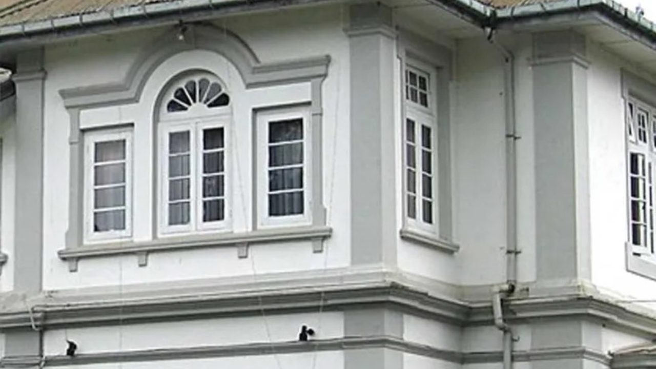 නිල නිවාස සහ බංගලා භාරදෙන ලෙස හිටපු අමාත්‍යවරුන්ට දැනුම්දීමක්