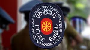 ඡන්ද ප්රචාරක දැන්වීම් අලවන වාහනවලට පොලිසියෙන් අනතුරු ඇඟවීමක් ඡන්ද ප්රචාරක දැන්වීම් අලවන වාහනවලට පොලිසියෙන් අනතුරු ඇඟවීමක්