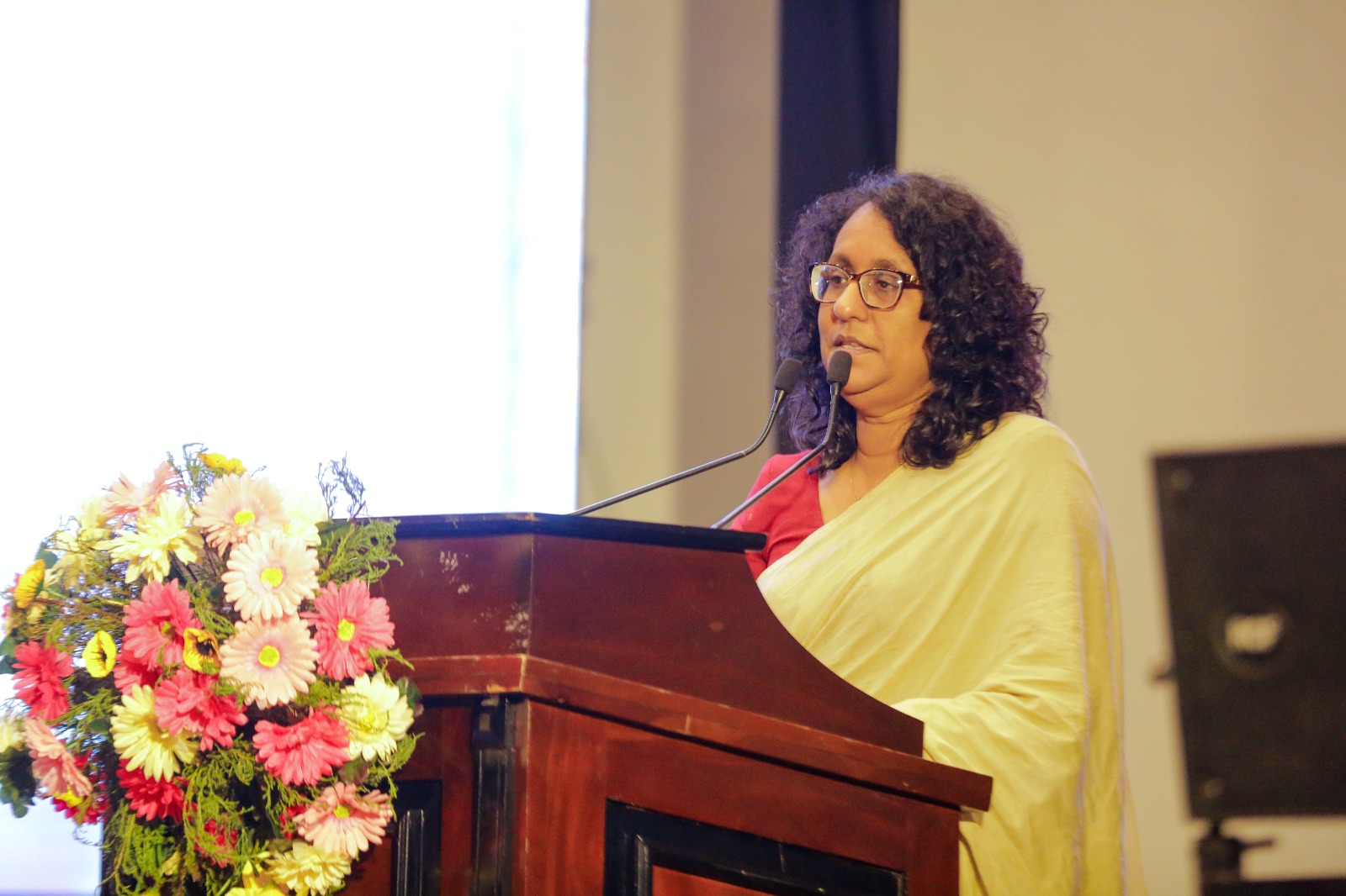 දරුවන්ගේ මානසික සෞඛ්‍ය තහවුරු කිරිම සදහා ප්‍රතිපත්ති හා සැලසුම් සැකසිමට විශේෂ අවධානය