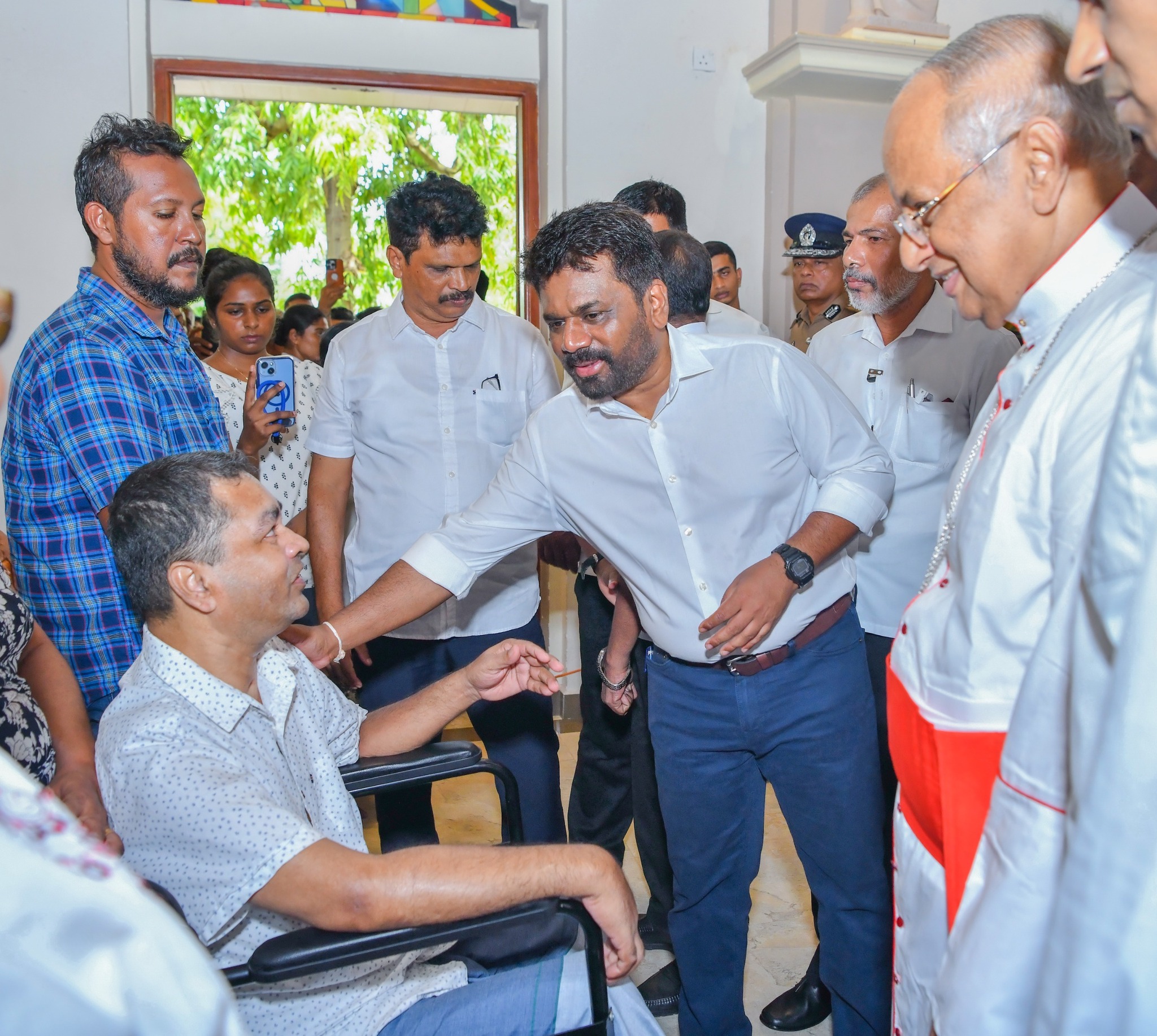 පාස්කු ප්රහාරය ගැන ජනපතිගෙන් සහතිකයක් පාස්කු ප්රහාරය ගැන ජනපතිගෙන් සහතිකයක්