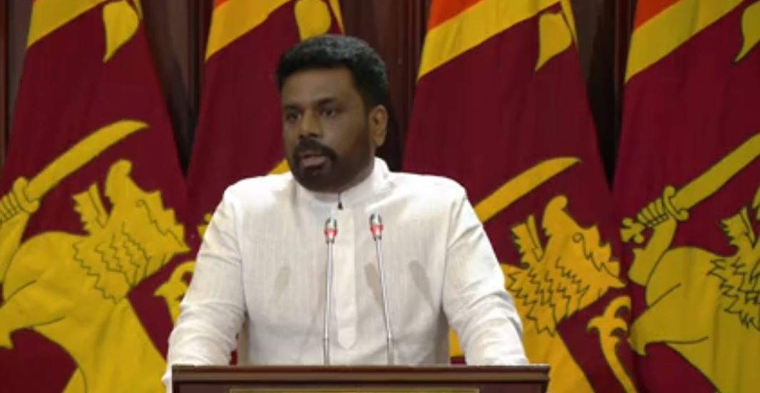 අමාත්‍යවරුන්ට හිමිවූ අසීමිත බලය වගකීමෙන් යුතුව හැසිරවිය යුතු බව ජනපති කියයි