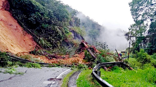 ප්‍රදේශ කිහිපයකට නායයාම් අනතුරු ඇඟවීම්