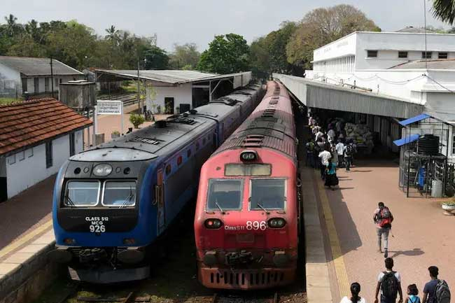 අද සවස දුම්රිය ගමන්වාර කිහිපයක් අවලංගු වන ලකුණු