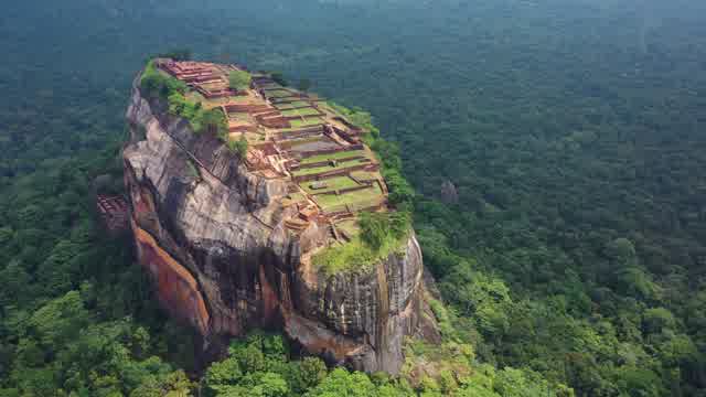 සීගිරිය රාත්‍රියට විවෘත නැහැ