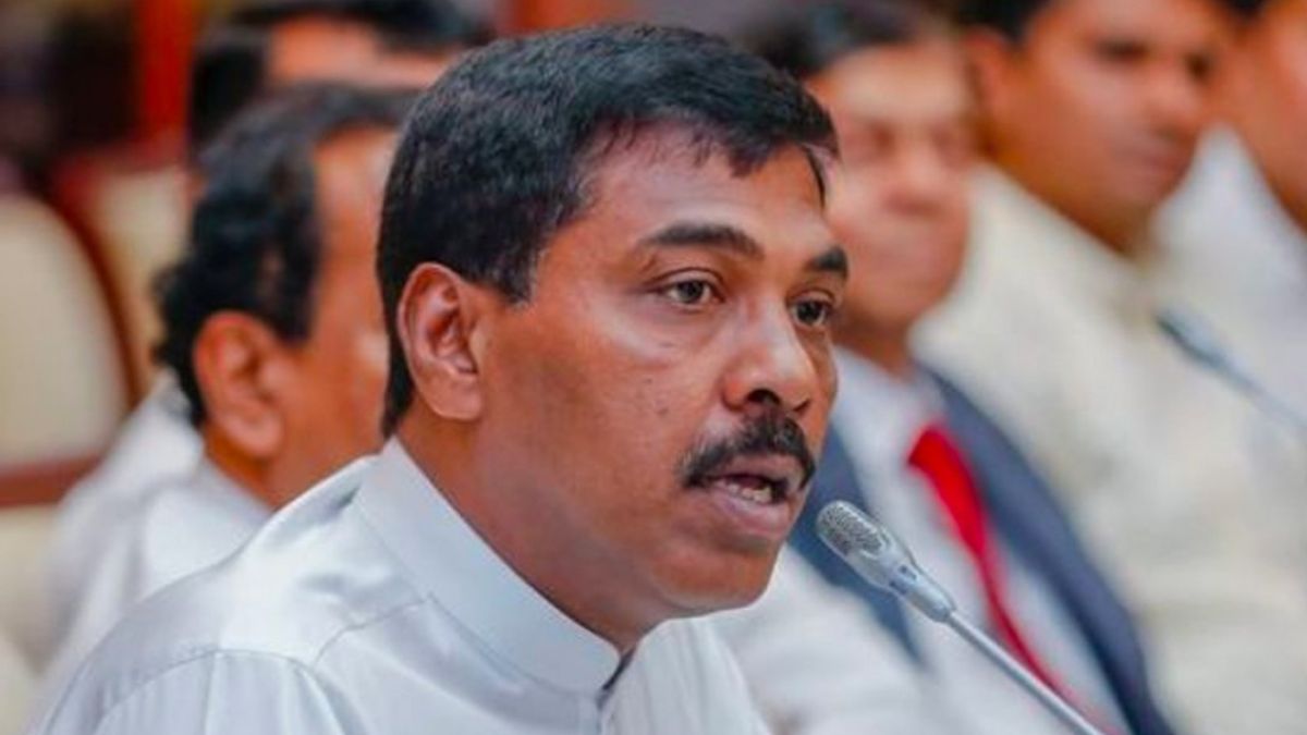 ප්රසන්න රණවීර අත්අඩංගුවට නොගන්නා ලෙසට ඉදිරිපත් කළ රිට් පෙත්සම නිෂ්ප්රභ කෙරේ ප්රසන්න රණවීර අත්අඩංගුවට නොගන්නා ලෙසට ඉදිරිපත් කළ රිට් පෙත්සම නිෂ්ප්රභ කෙරේ