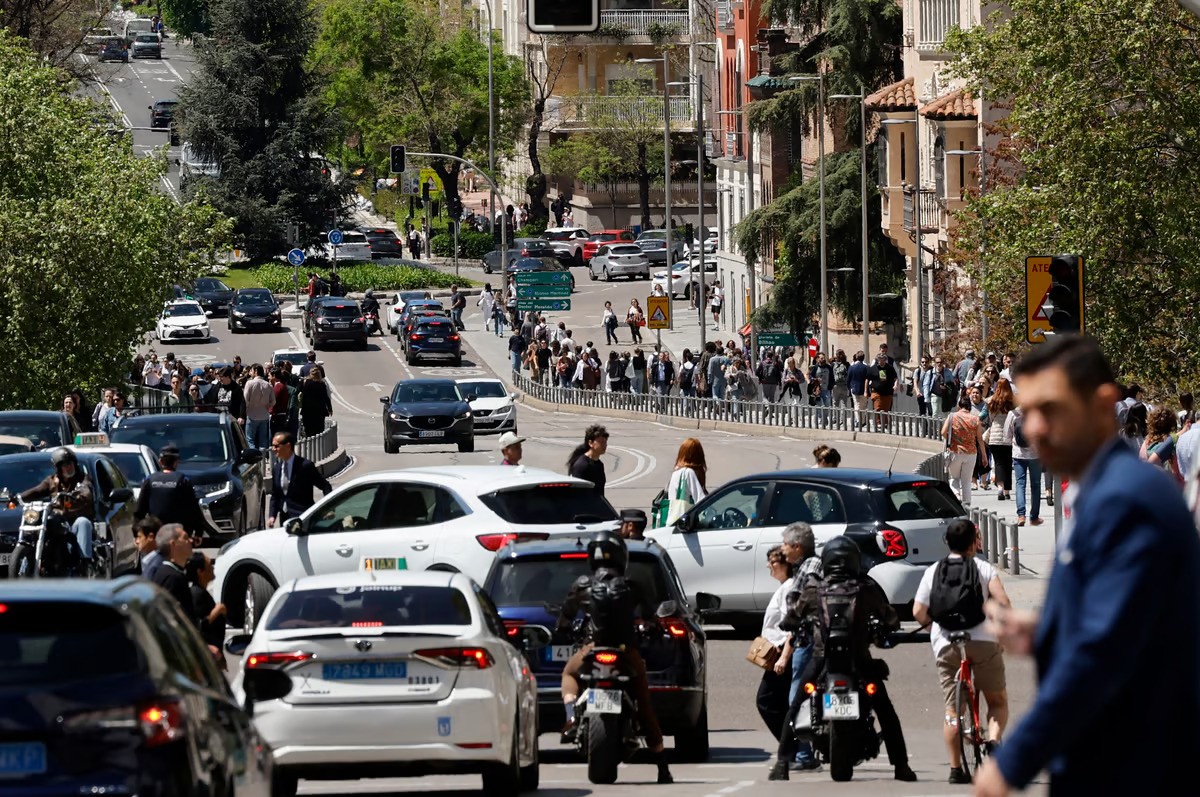 ස්පාඤ්ඤයට සහ පෘතුගාලයට හදිසි තත්ත්වයක්