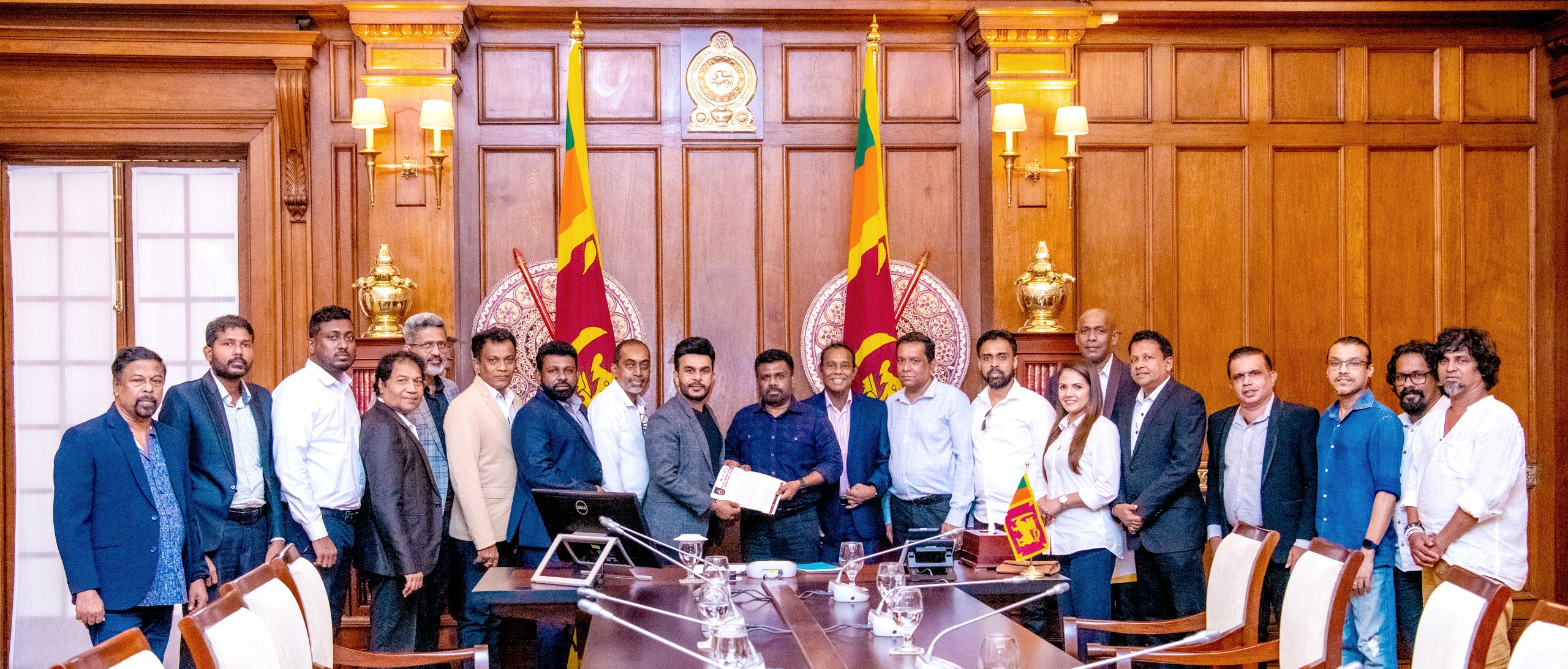 එළිමහන් ප්‍රසංග කලාකරුවන් මුහුණ දෙන ගැටලුවලට ජනපතිගෙන් විසඳුම්