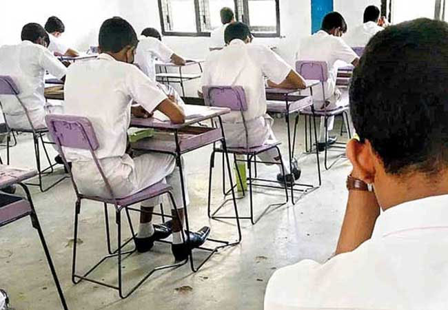 ජනාධිපති අරමුදල උසස් පෙළ විශිෂ්ටයන් අගයයි