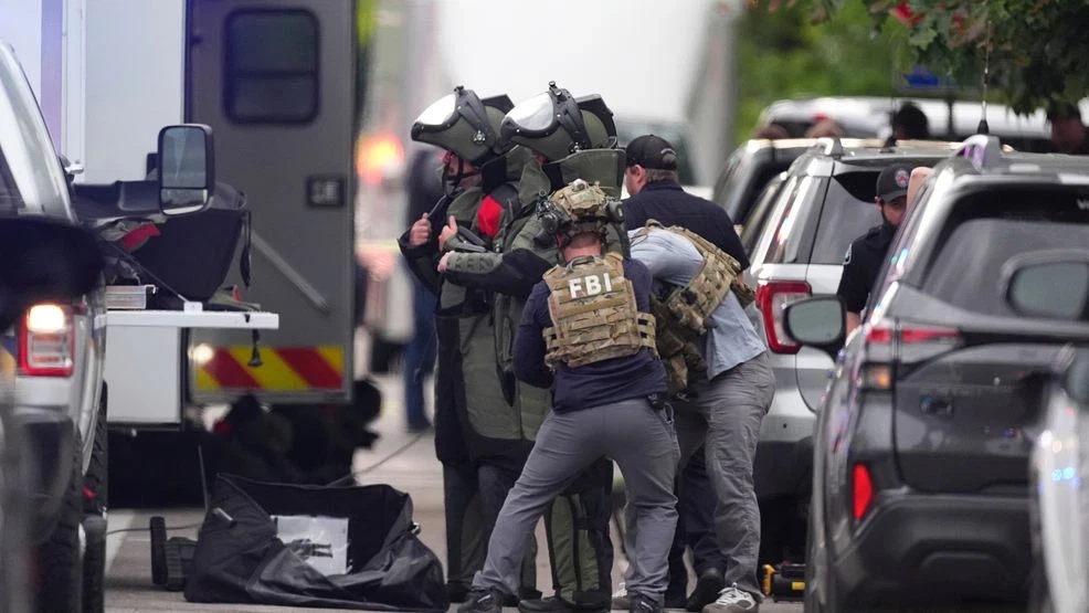 අමෙරිකාවට ත්රස්ත ප්රහාරයක් අමෙරිකාවට ත්රස්ත ප්රහාරයක්