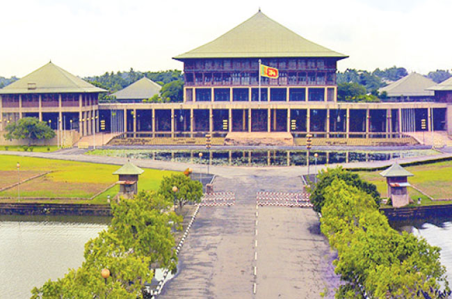 විදුලිබල පනත් කෙටුම්පත පිළිබඳ ශ්‍රේෂ්ඨාධිකරණ තීරණය පාර් ලිමේන්තුවට දැනුම්දෙයි