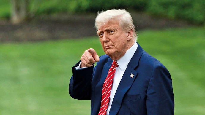 රටවල් 12කට අමෙරිකාවට ඇතුළු වීමේ තහනම අද සිට බලාත්මකයි රටවල් 12කට අමෙරිකාවට ඇතුළු වීමේ තහනම අද සිට බලාත්මකයි