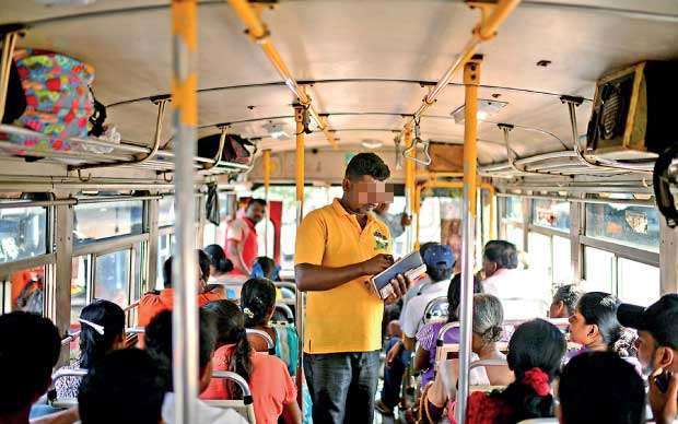බස් රථවල ගමන් කරන මගීන් ට ප්‍රවේශ පත්‍ර ලබාදීම අනිවාර් ය කිරීමට රජයෙන් සැලසුම්