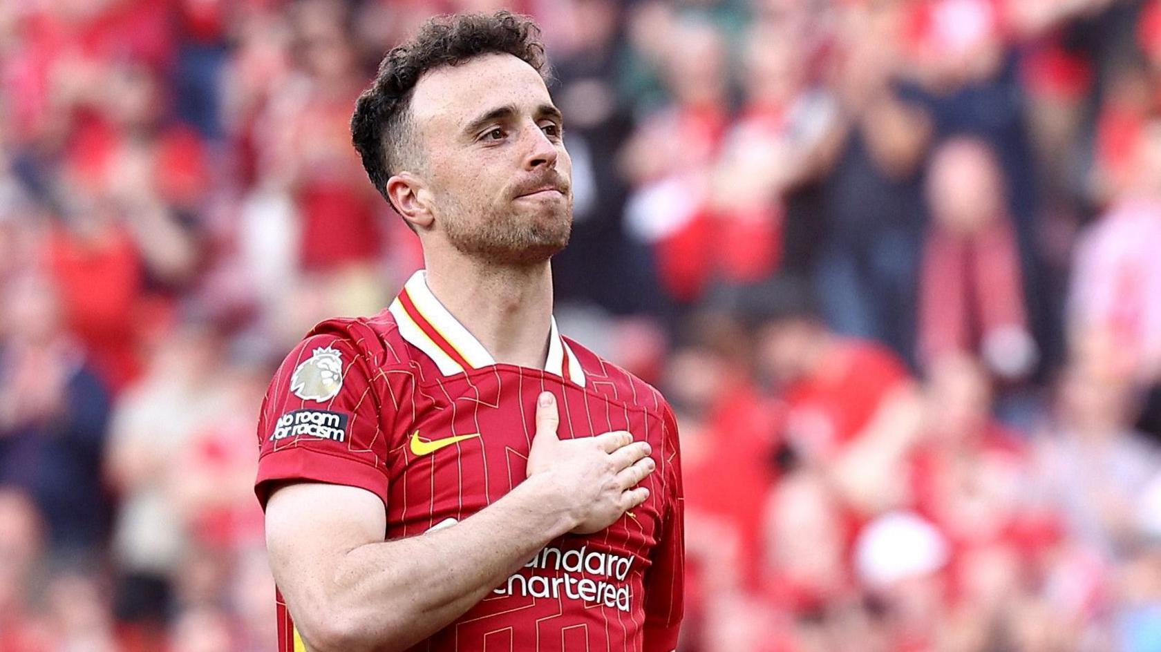 සුපිරි පාපන්දු ක්‍රීඩක Diogo Jota රිය අනතුරකින් මරුට