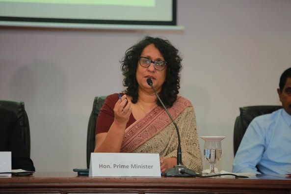 අධ්‍යාපනය හා දරුවන්ගේ ජීවිත එක්ක දේශපාලනය ගාව ගන්න එපා