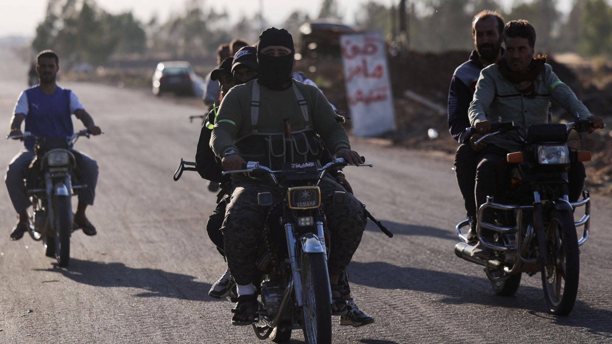 දකුණු සිරියාවේ ගැටුම්වලින් 600ක් මරුට