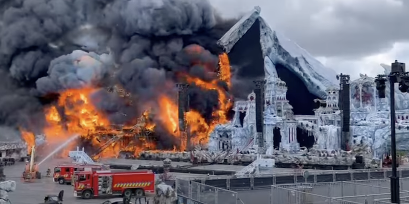 ලෝකයේම අවධානය දිනා ගත් Tomorrowland ප්‍රධාන සංගීත වේදිකාව ගින්නකින් විනාශ වෙයි