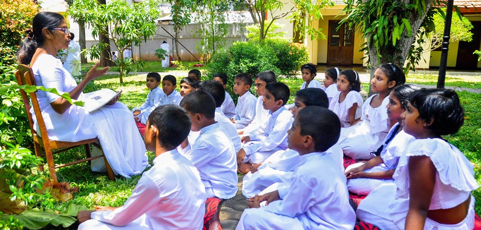 දහම් පාසල් ගුරුවරුන්ට දීමනාවක්