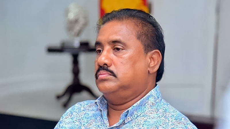 රෝහිතගේ දියණිය පොලීසියට භාරවෙයි