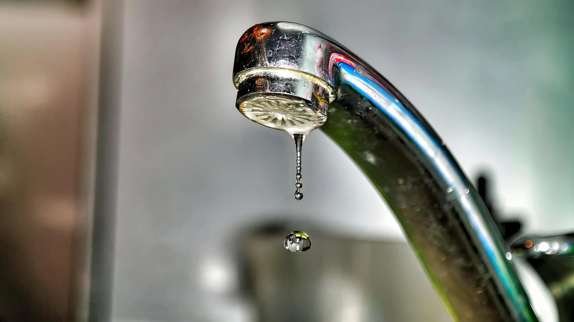 ගම්පහ ප්‍රදේශ රැසකට අද පැය 12ක් වතුර නෑ