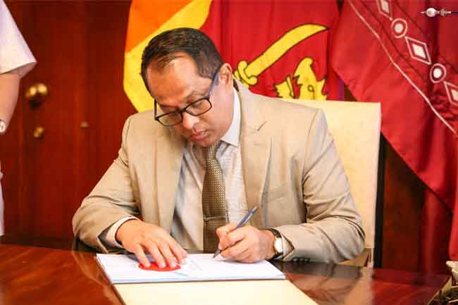 සමාගම් පනත් කෙටුම්පත සඳහා කථානායකගේ සහතිකය