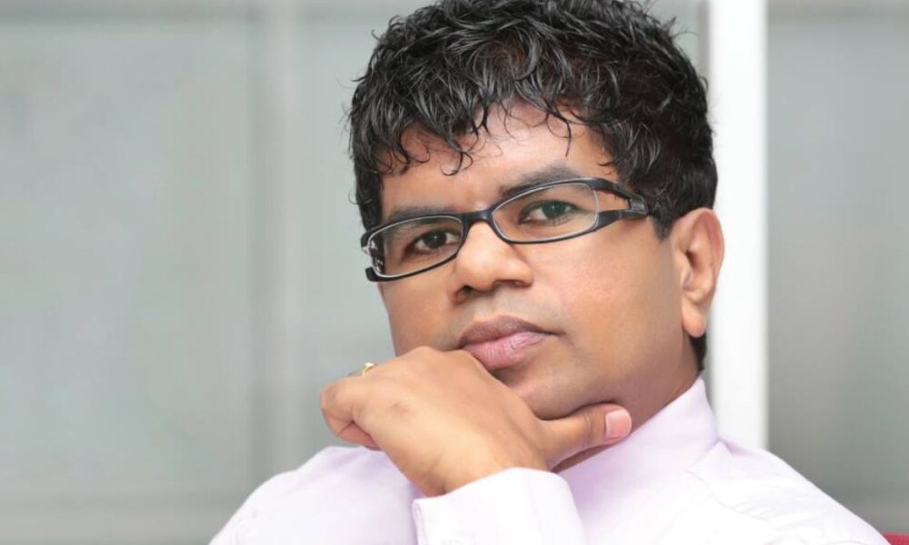 තුසිත හල්ලොලුව අත්අඩංගුවට