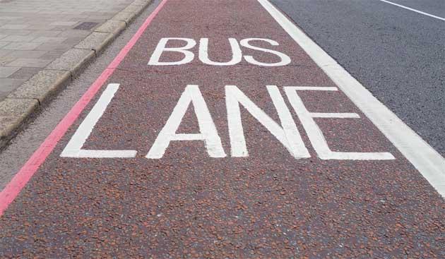 බස් ප්‍රමුඛතා මංතීරු නීතිය යළිත්