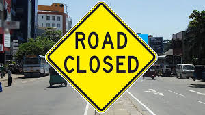 බොරැල්ල මහ පාරේ ගිලා බැසීමක් – පාර වසයි – වාහනවලට විකල්ප මාර් ග