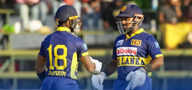 ශ්‍රී ලංකාවට සුපිරි ජයක්