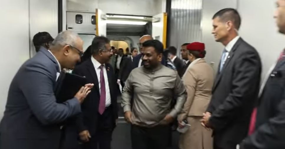 ජනපති ඇමරිකා එක්සත් ජනපදයට ළඟාවෙයි