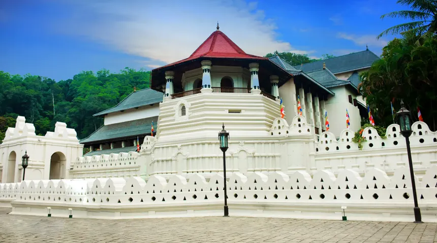 ශ්‍රී දළදා මාළිගාවේ දියවඩන නිලමේ නිලවරණයට දින තීන්දු වෙයි