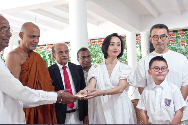 නා උයන ආරණ්ය සෙනසුනට චීන ප්රජාවගෙන් ලක්ෂ 08ක පරිත්යාගයක් නා උයන ආරණ්ය සෙනසුනට චීන ප්රජාවගෙන් ලක්ෂ 08ක පරිත්යාගයක්