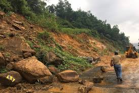 නායයෑම් අනතුරු ඇඟවීම් යාවත්කාලීන කෙරේ