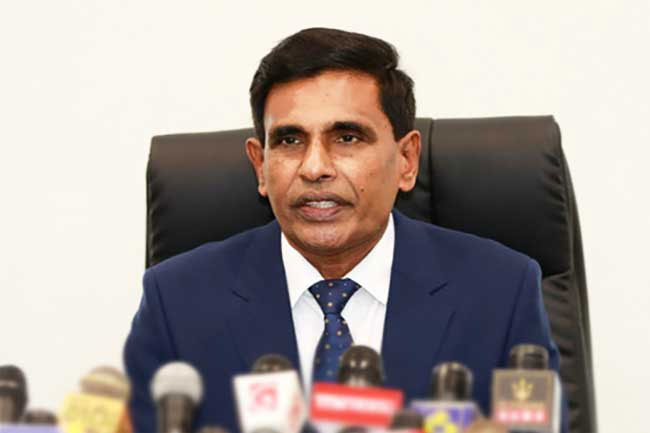 මැද­පෙ­ර­දිග සැඟවී සිටින කුඩු ජාවාරම්කරුවන් 7ක් භාර වෙන්න සූදා­නම්