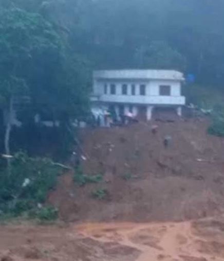 අලවතුගොඩ නායයෑමක් – විශාල පිරිසක් අතුරුදන්