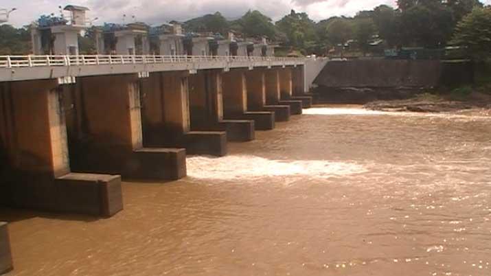 දැදුරුඔය – පොල්ගොල්ල ජලාශවල වාන් දොරටු විවෘත කෙරේ