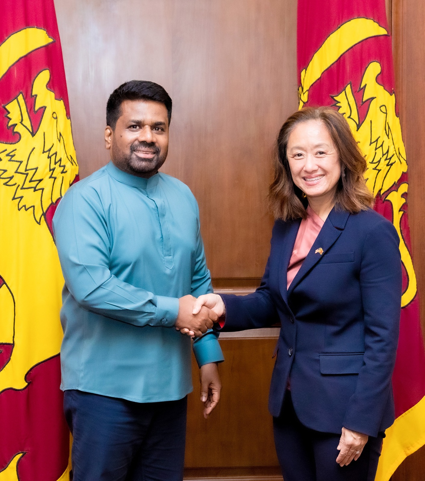 සේවය නිම කර දිවයිනෙන් පිටත්ව යන අමෙරිකා තානාපති ජූලි චන්ග් ජනපති හමුවෙයි