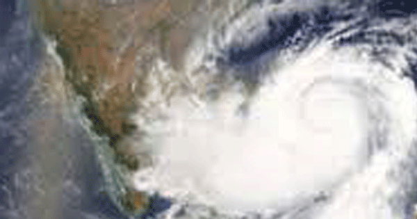 පීඩන අවපාතය හෙට පස්වරුවේ දී දිවයිනට