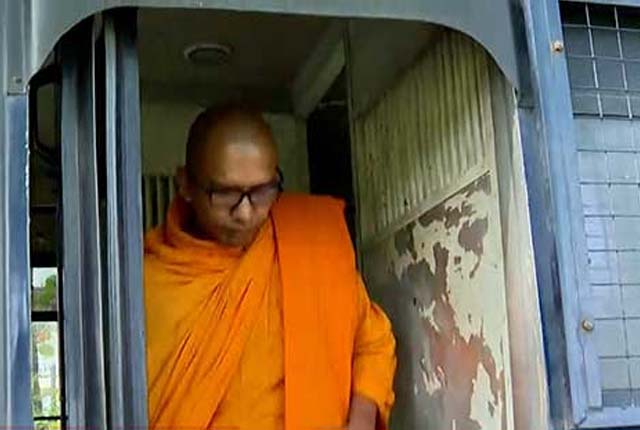 පූජ්ය බලංගොඩ කස්සප හිමි ඇතුළු පිරිස යළි රිමාන්ඩ් පූජ්ය බලංගොඩ කස්සප හිමි ඇතුළු පිරිස යළි රිමාන්ඩ්