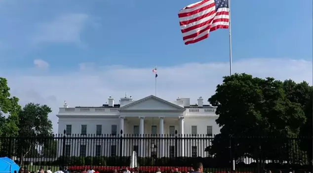 මැදපෙරදිග රටවල් 14ක සිටින අමෙරිකානුවන්ට වහාම ඉවත්වන්නැයි දැනුම්දීමක්