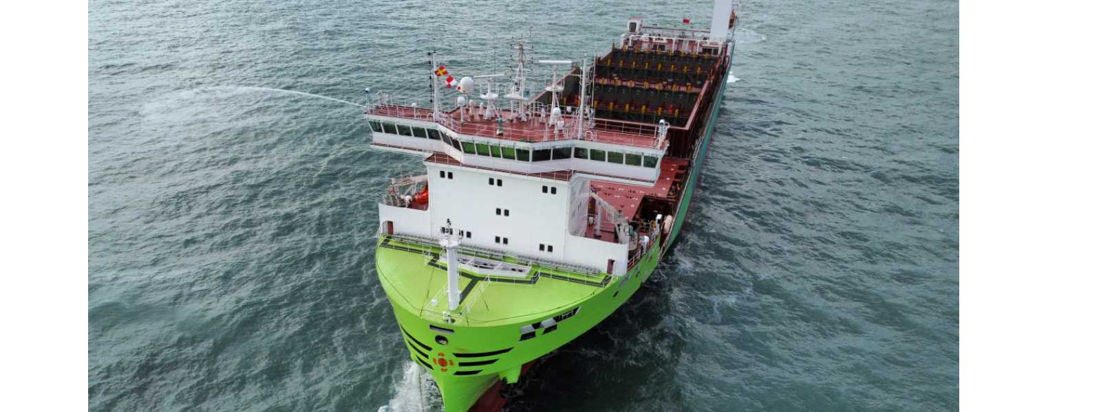 තවත් බොරතෙල් නැවක් හෙට දිවයිනට