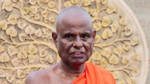 වෙසක් දිනයේම පල්ලේගම හේමරතන තාවකාලිකව නෙරපයි